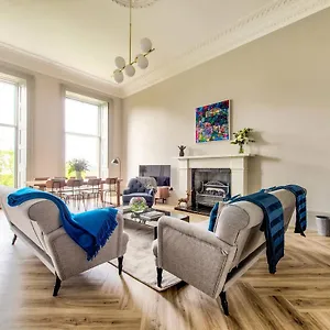 https://ainslie-place-amazing-georgian-apt-gardenview.edinburghhotelsuk.org