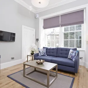 https://destiny-scotland-apartments-at-west-end-princes-street.edinburghhotelsuk.org